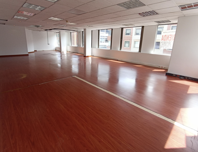 Edificio en Venta en Chico norte, Bogotá - Miniatura 2