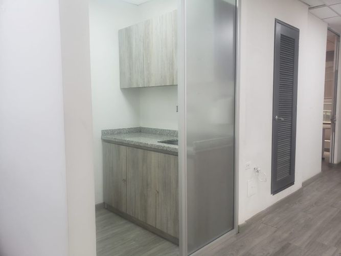 Oficina en Venta en Santa barbara central, Bogotá - Miniatura 16