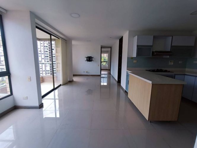 Apartamento en Arriendo en El Poblado, Medellín - Miniatura 2