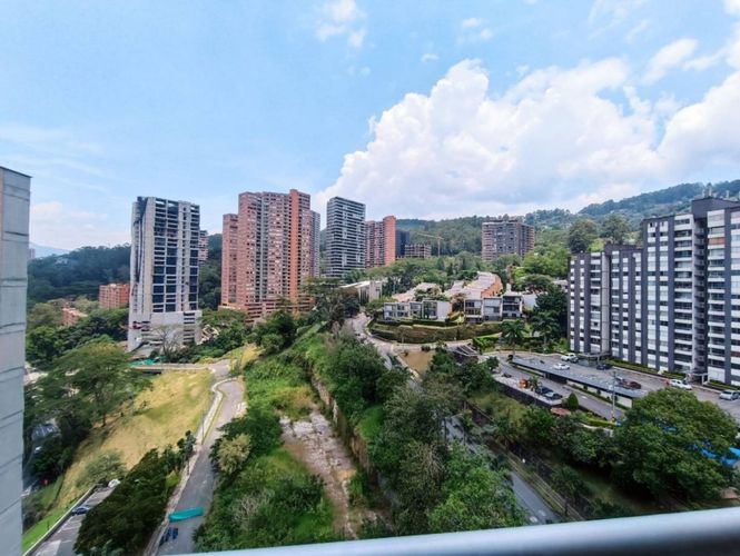 Apartamento en Arriendo en El Poblado, Medellín - Miniatura 6