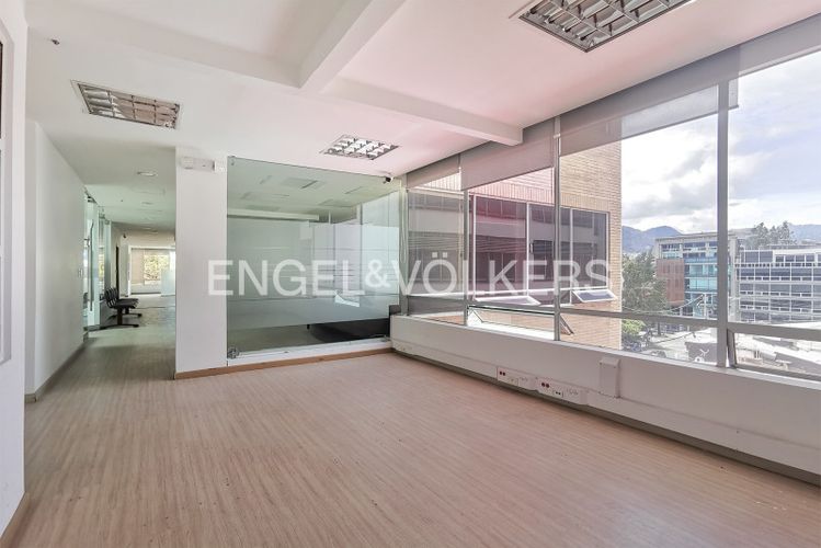 Edificio en Arriendo en El chico, Bogotá - Imagen 1
