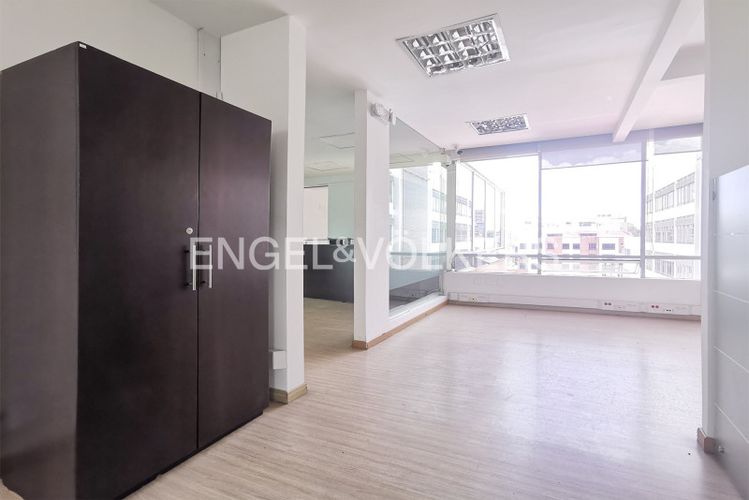 Edificio en Arriendo en El chico, Bogotá - Miniatura 4