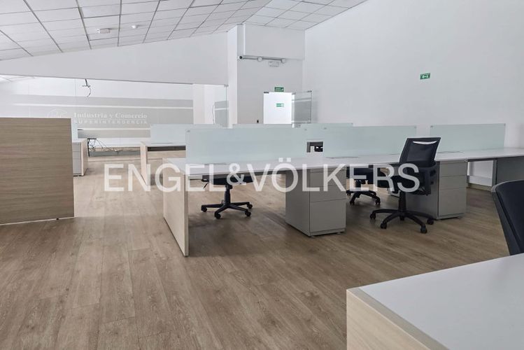 Edificio en Venta en La macarena, Bogotá - Miniatura 2