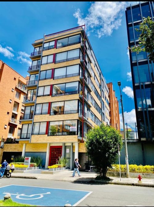 Apartaestudio en Arriendo en Chico norte, Bogotá - Miniatura 12