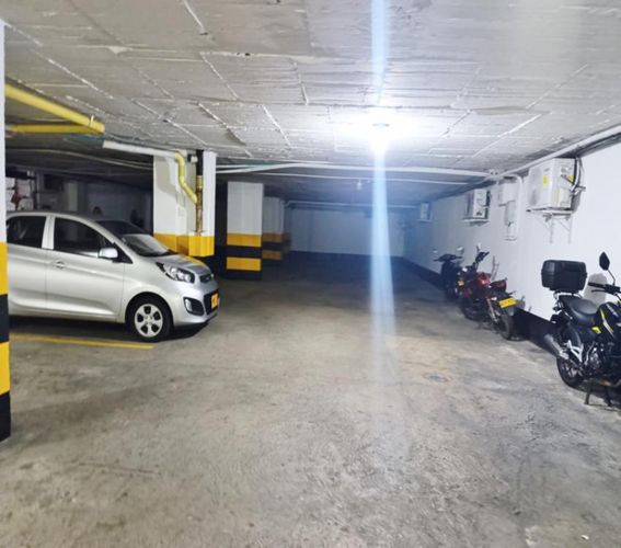 Parqueadero en  Venta en Cabecera del llano, Bucaramanga - Miniatura 6