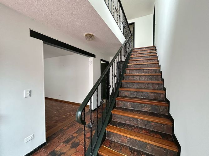 Casa en Arriendo en Santa Barbara, Bogotá - Miniatura 21