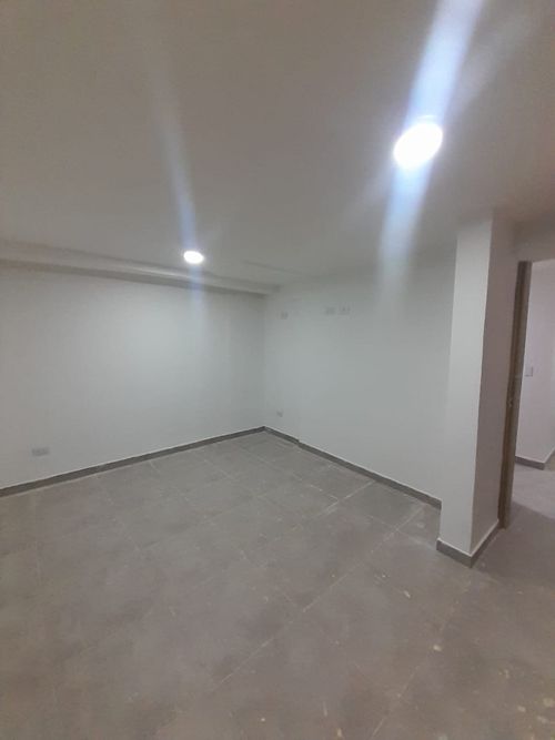 Apartaestudio en Arriendo en Alcazares, Bogotá - Miniatura 2