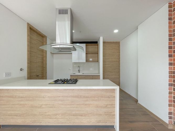 Apartamento en Arriendo en Loma del Escobero, Envigado - Miniatura 2