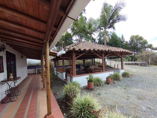Finca en Arriendo en Toldas, Guarne - Miniatura 10