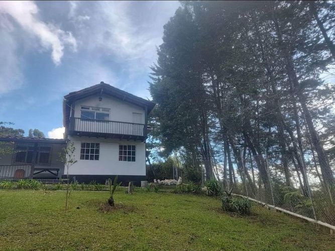 Finca en Arriendo en Santa Elena, Medellín - Imagen 1