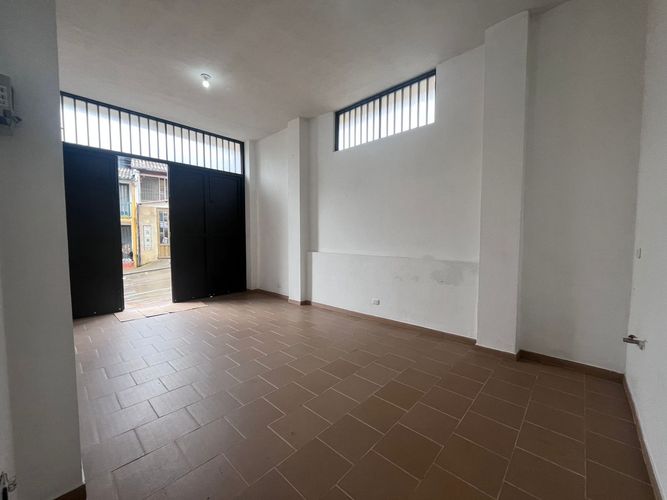 Local en Arriendo en La calera - Miniatura 4