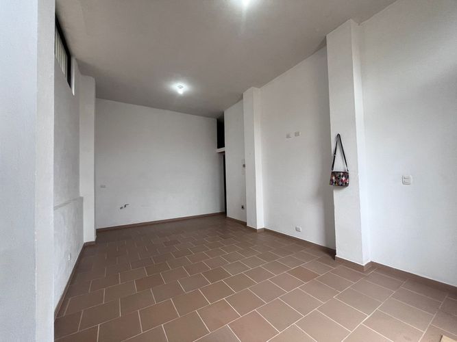 Local en Arriendo en La calera - Miniatura 9