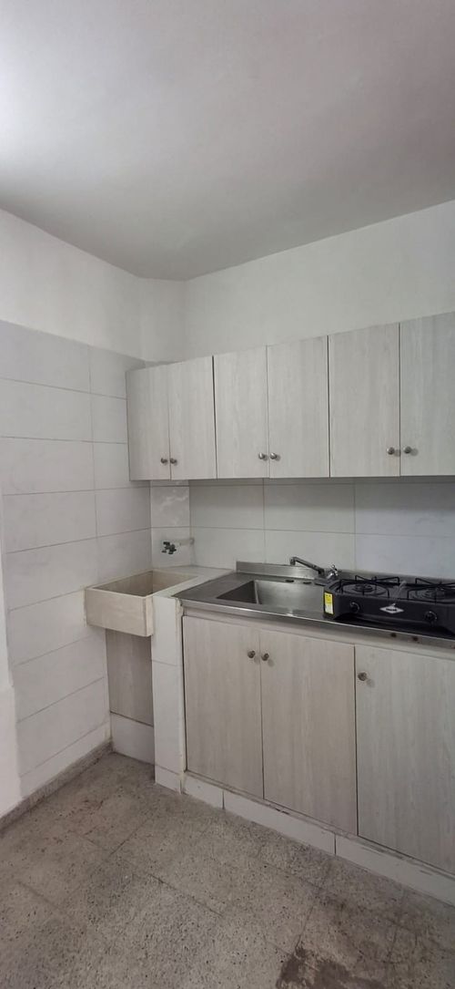 Apartaestudio en  Arriendo en Belen Las Playas, Medellín - Imagen 1