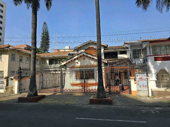 Edificio en Venta en Granada, Cali - Imagen 1