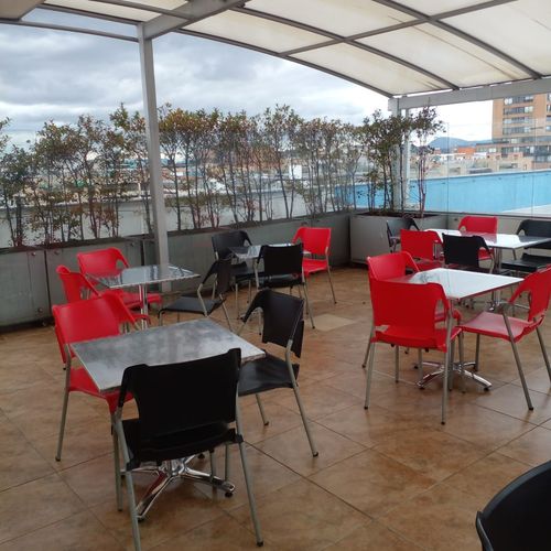 Local en Arriendo en Chico norte, Bogotá - Miniatura 2