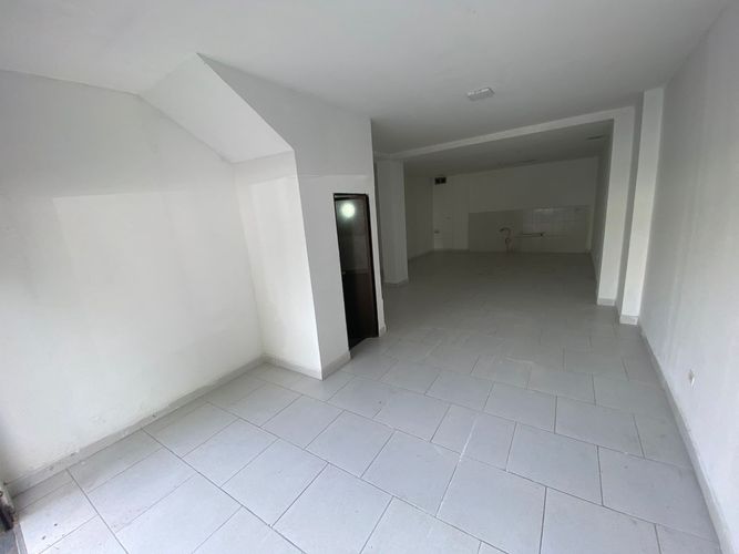 Local en Arriendo en Boston, Medellín - Miniatura 8