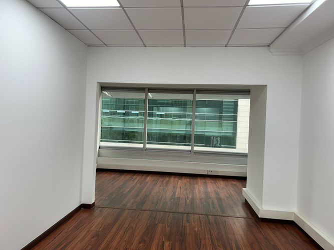 Oficina en Arriendo en Ciudad salitre, Bogotá - Miniatura 2