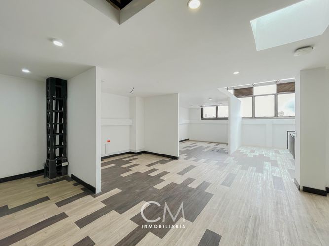 Local en Arriendo en Santa Barbara, Bogotá - Miniatura 9