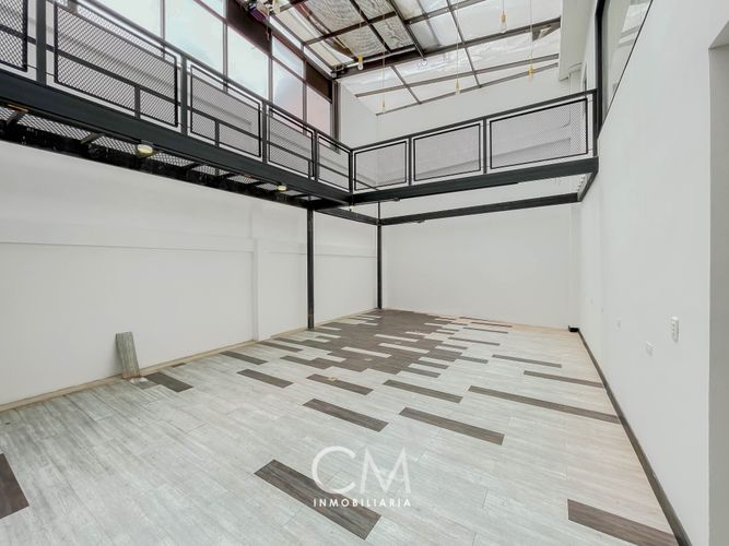 Local en Arriendo en Santa Barbara, Bogotá - Miniatura 16