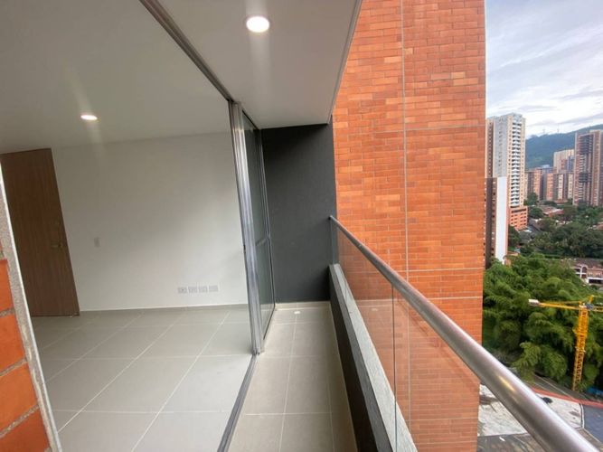 Apartamento en Arriendo en Loma de la Doctora, Sabaneta - Miniatura 3