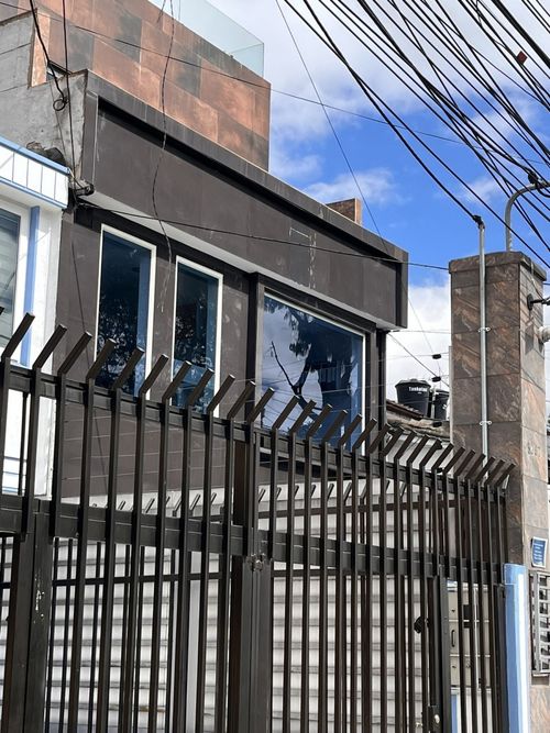 Edificio en Arriendo en Normandia, Bogotá - Miniatura 2