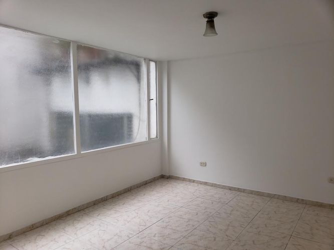 Apartamento en  Arriendo en Chapinero central, Bogotá - Miniatura 2