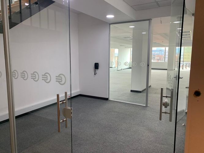 Oficina en Arriendo en Santa Barbara, Bogotá - Miniatura 17