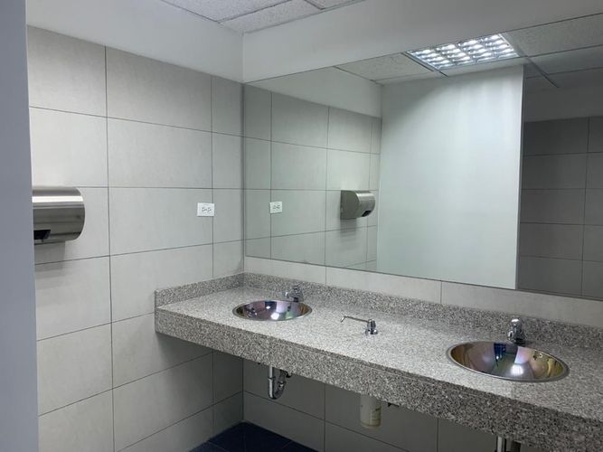 Oficina en Arriendo en Santa Barbara, Bogotá - Miniatura 20