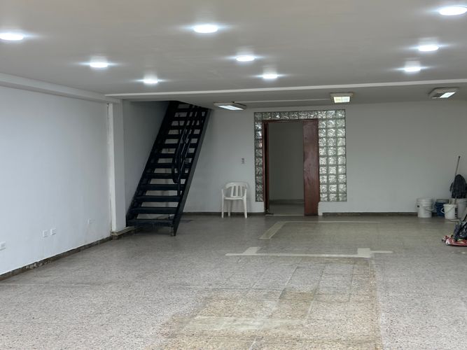 Local en Arriendo en Bretaña, Cali - Miniatura 2