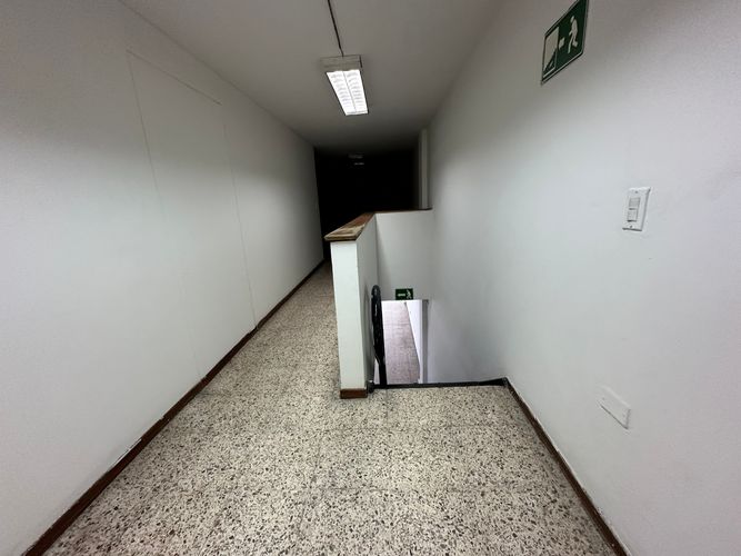Local en Arriendo en Bretaña, Cali - Miniatura 11