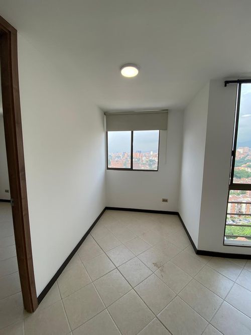 Apartamento en Arriendo en Calasanz, Medellín - Miniatura 5
