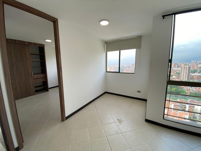 Apartamento en Arriendo en Calasanz, Medellín - Miniatura 9