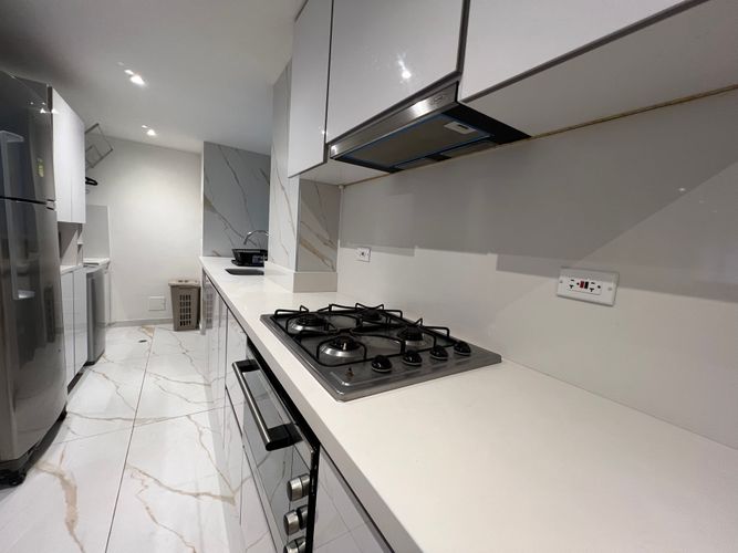 Apartamento en Arriendo en Santa Barbara, Bogotá - Miniatura 5