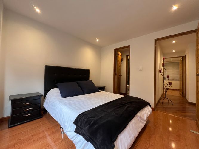 Apartamento en Arriendo en Santa Barbara, Bogotá - Miniatura 11