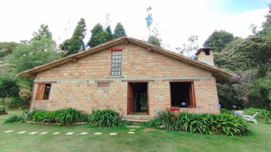Finca en Arriendo en Piedras blancas, Guarne - Imagen 1