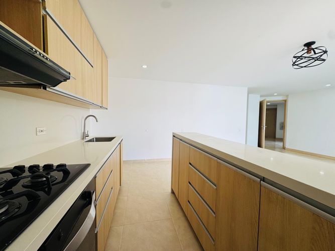 Apartamento en Arriendo en Laureles, Medellín - Miniatura 5