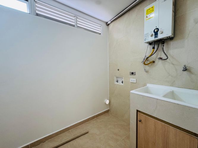 Apartamento en Arriendo en Laureles, Medellín - Miniatura 16