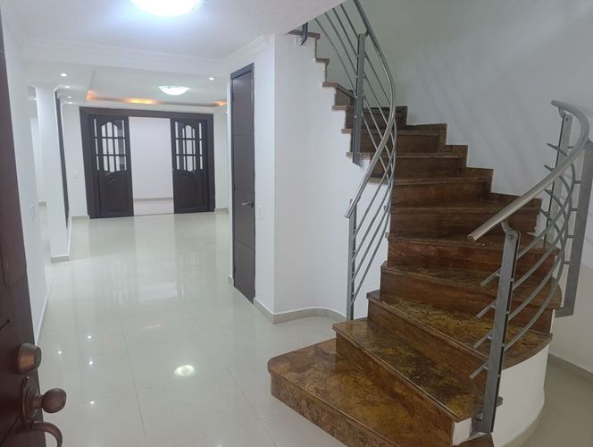Casa en Arriendo en Cr.la castellana, Barranquilla - Miniatura 2