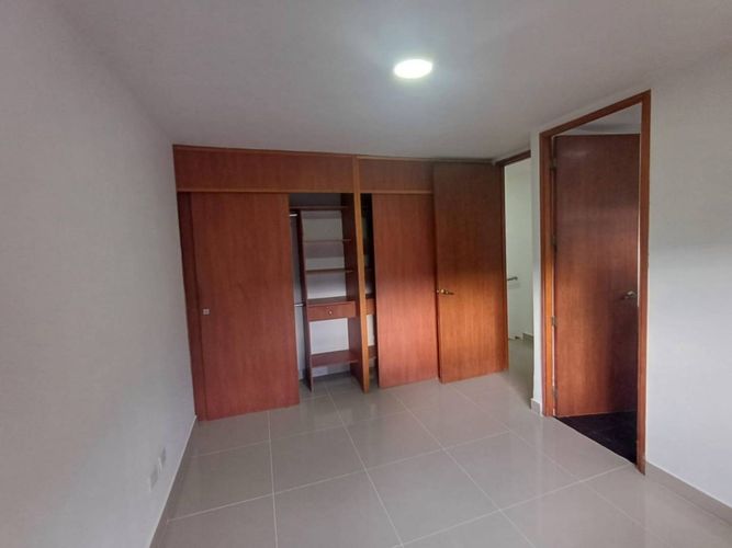 Apartamento en Arriendo en Loma de los bernal, Medellín - Miniatura 8