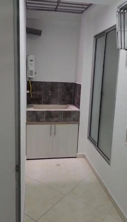 Apartaestudio en Arriendo en Alcala, Envigado - Imagen 1