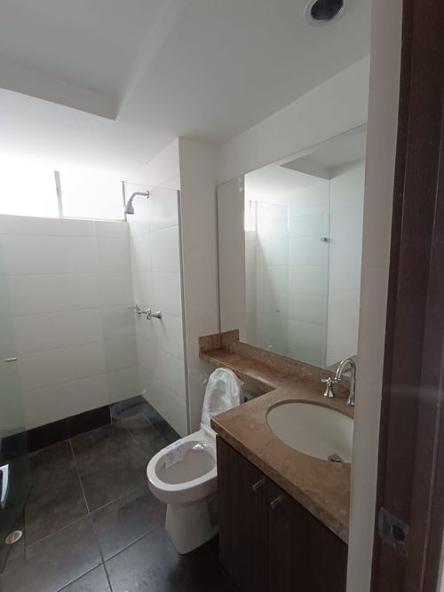 Apartamento en Arriendo en Loma del Esmeraldal, Envigado - Miniatura 8