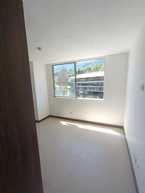 Apartamento en Arriendo en Loma del Esmeraldal, Envigado - Miniatura 9