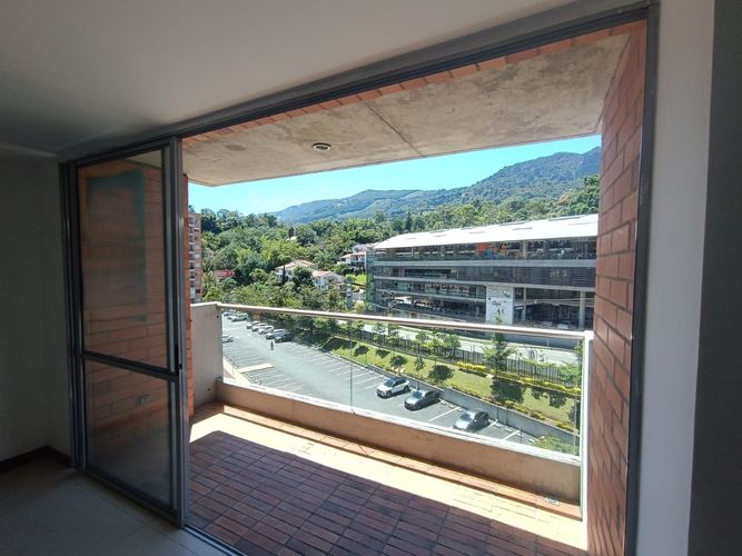 Apartamento en Arriendo en Loma del Esmeraldal, Envigado - Miniatura 11