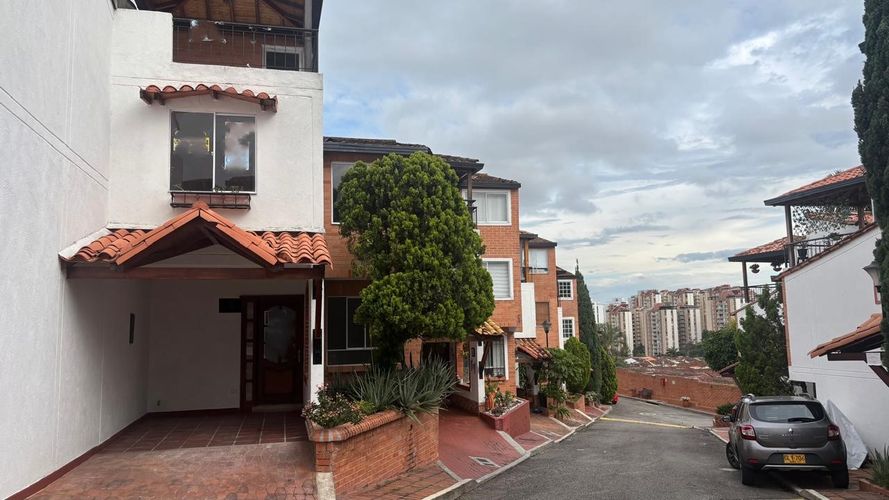 Casa en Arriendo en El tejar, Bucaramanga - Imagen 1