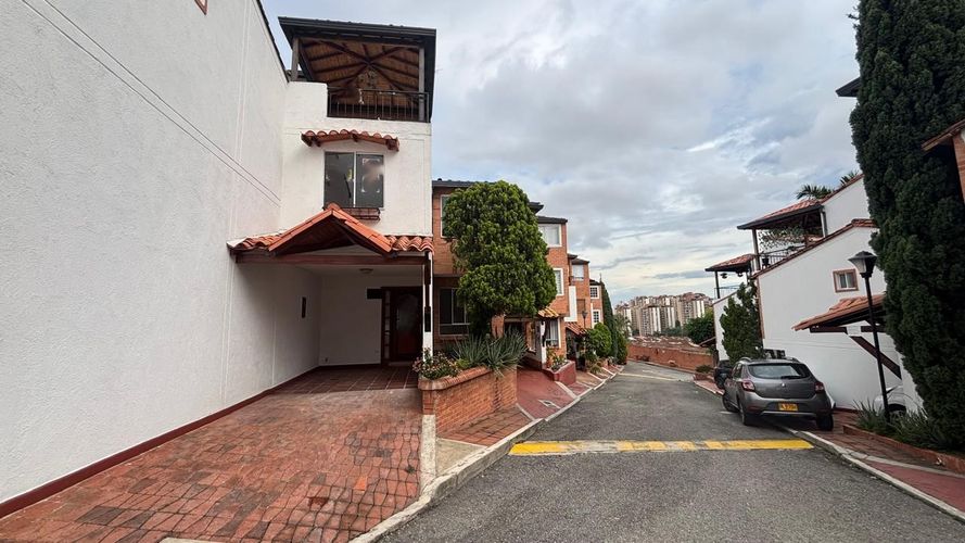 Casa en Arriendo en El tejar, Bucaramanga - Miniatura 2