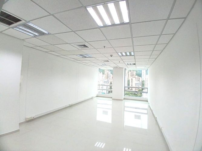 Oficina en Arriendo en Sotomayor, Bucaramanga - Miniatura 2