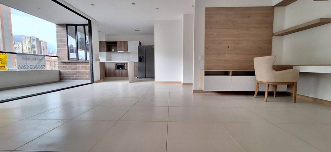 Apartamento en Arriendo en Castropol, Medellín - Miniatura 4