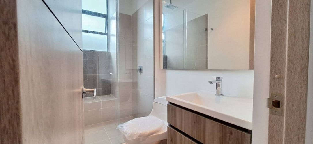 Apartamento en Arriendo en Castropol, Medellín - Miniatura 7