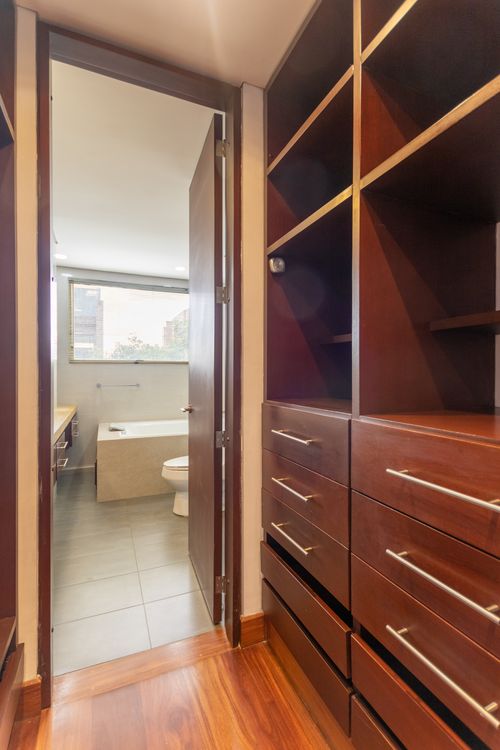 Apartamento en Arriendo en Los rosales, Bogotá - Miniatura 17
