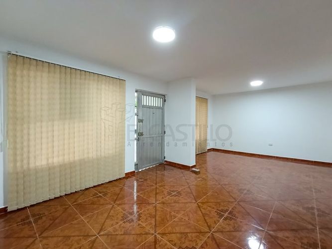 Casa en Arriendo en Simon bolivar, Medellín - Miniatura 3